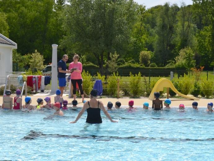  Mini-stages été à la piscine de Peillac 