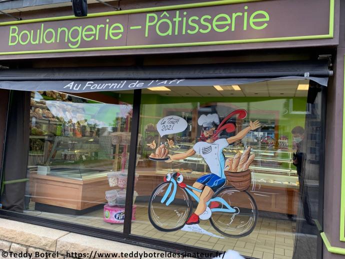vitrine de boucherie décorée pour le Tour de France