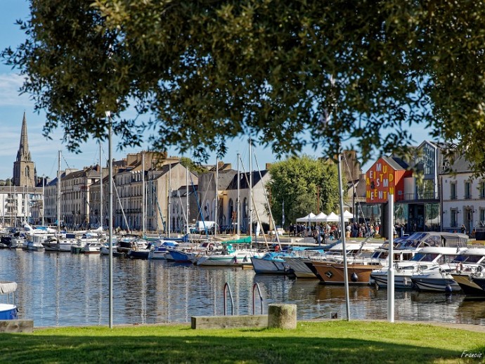 quartier portuaire et cinéma