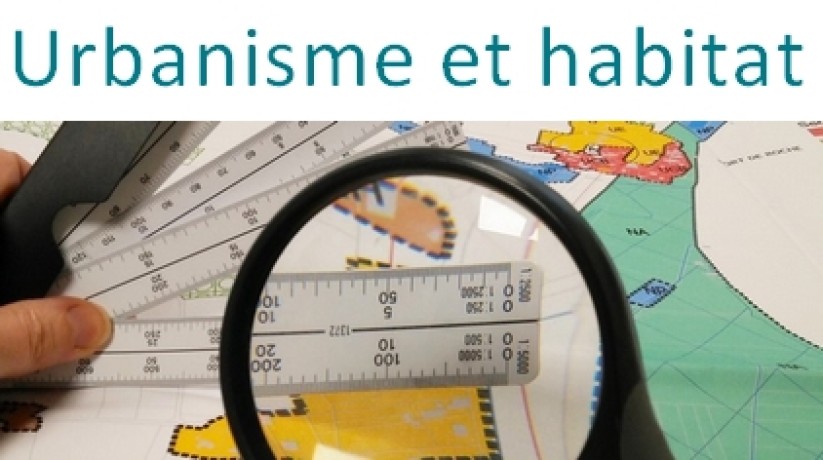 loupe, carte, règle d'archictecte